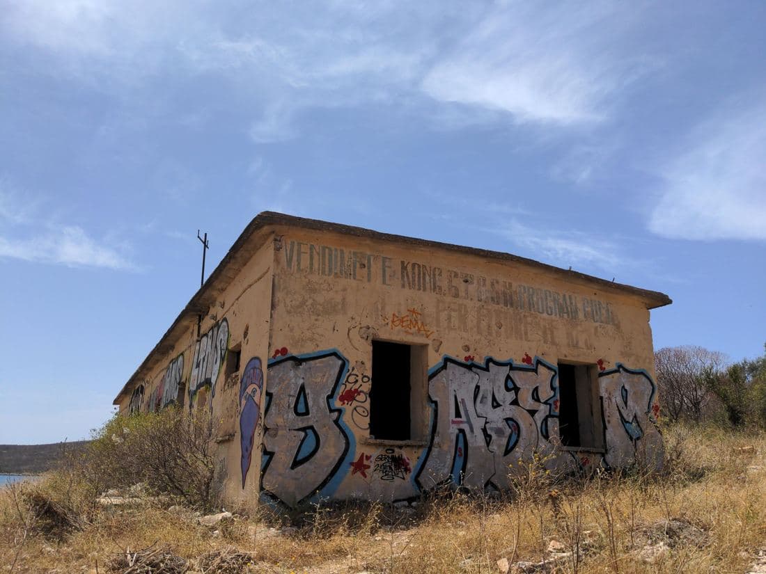 Bâtiment abandonné tagué